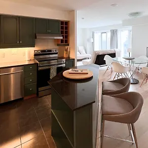 Apartment/2bedrooms/2 Full Bathrooms/free Parking Apartamento Toronto