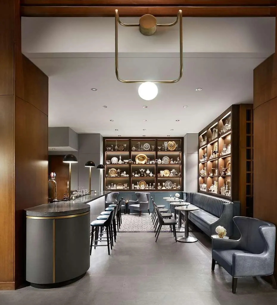 Le Germain Hotel Toronto 4*,