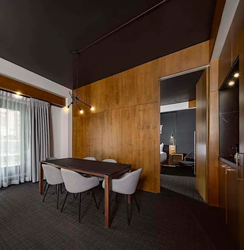 Le Germain Hotel Toronto 4*,