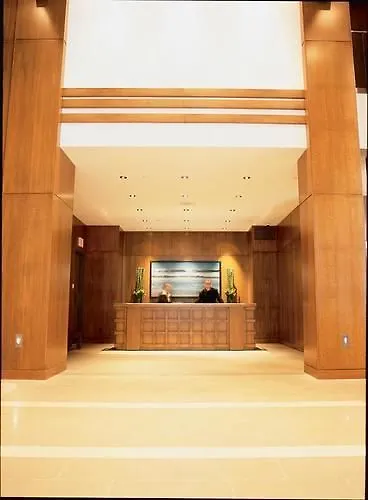 Le Germain Hotel Toronto 4*,